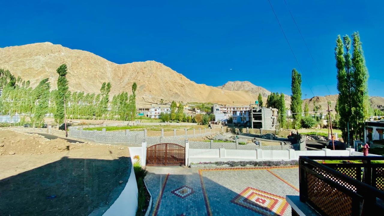 Hotel De Borgo Leh Exteriör bild